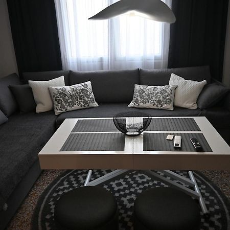 Haris 303 Apartment By Vpn Accomodation Athen Eksteriør bilde
